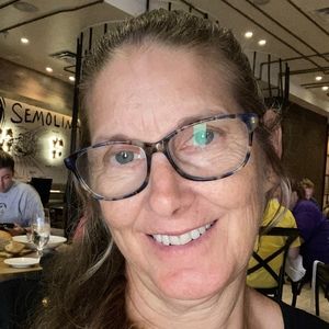 Meet your Posher, Marcie